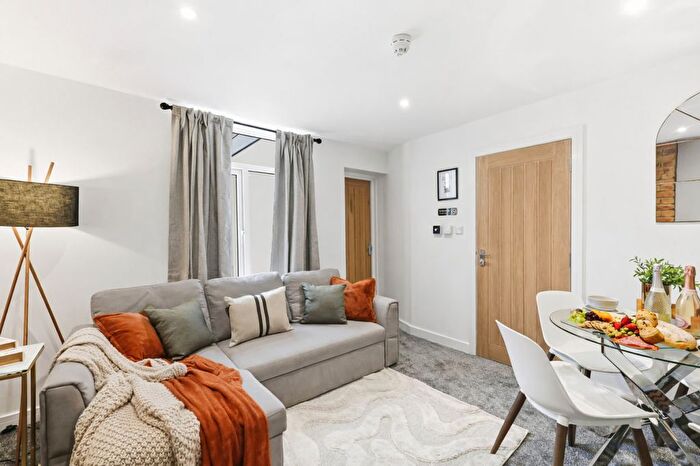 2 Bedroom Flat To Rent In Northampton, NN2