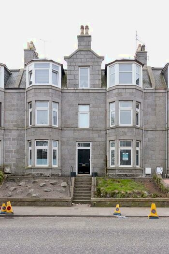 1 Bedroom Apartment To Rent In Victoria Road, Torry, Aberdeen, AB11