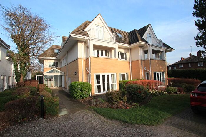 2 Bedroom Flat To Rent In Queen Ediths Way, Cambridge, CB1