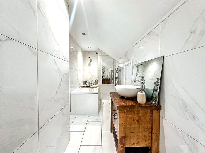 2 Bedroom Maisonette For Sale In Britton Street, Gillingham, Kent, ME7