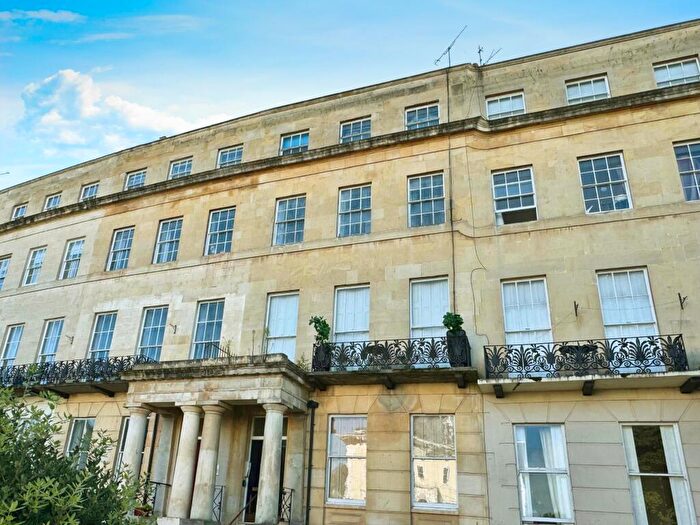 1 Bedroom Flat To Rent In Lansdown Crescent, Lansdown, Cheltenham, GL50