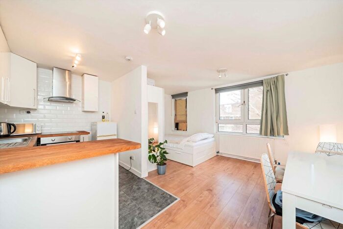 Studio For Sale In Oakley Square, Somers Town, NW1