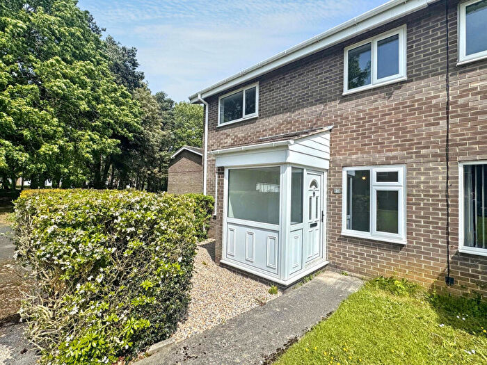 3 Bedroom End Of Terrace House For Sale In Cragside, Chester Le Street, Durham, DH2
