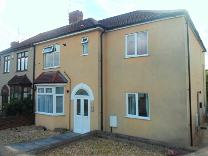 1 Bedroom Flat To Rent In Church Road, Kingswood, Bristol, BS15