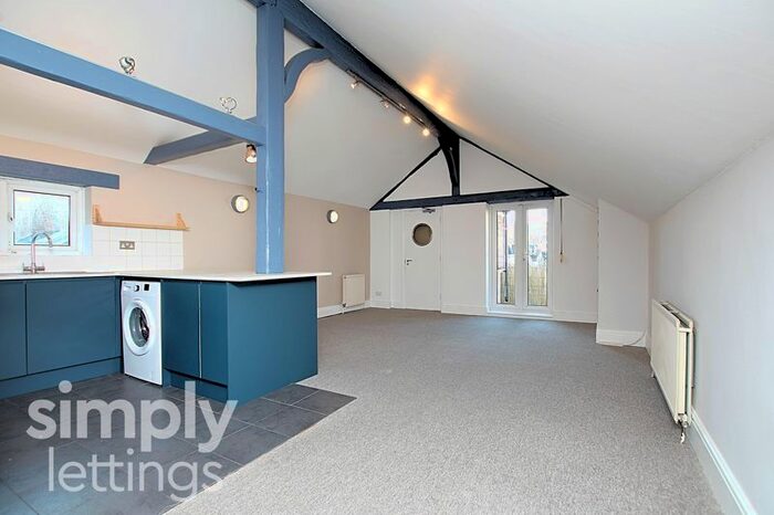 2 Bedroom Flat To Rent In Beaconsfield Parade, Beaconsfield Road, Brighton, BN1