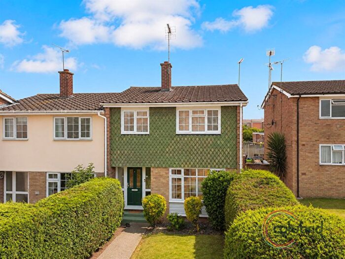 3 Bedroom End Terrace House For Sale In Houblon Drive, Chelmsford, CM2