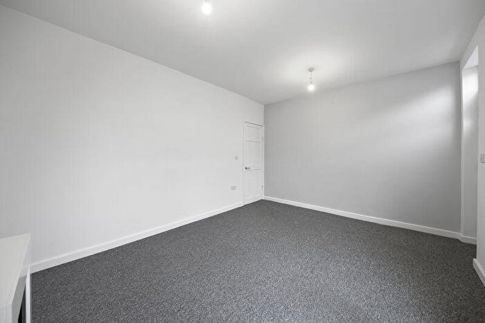 2 Bedroom Terraced House For Sale In Church Street West, Brampton, Chesterfield, S40 - Photo 7