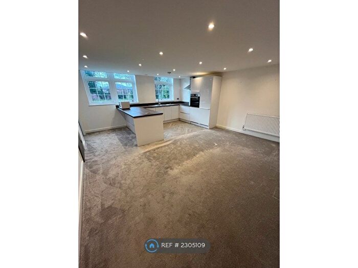 2 Bedroom Terraced House To Rent In Priorswell Road, Worksop, S80