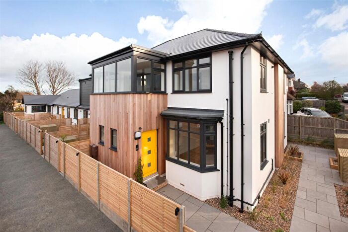 2 Bedroom Apartment For Sale In Gloucester Road, Tankerton, Whitstable, CT5