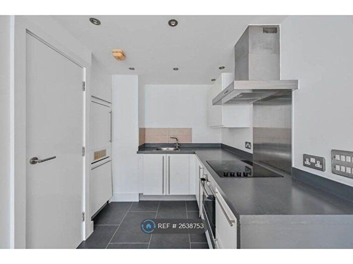 1 Bedroom Flat To Rent In Cadogan Road, London, SE18