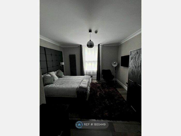 Studio To Rent In St. Vincent Street, Glasgow, G2