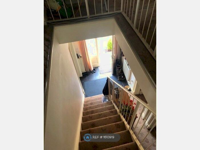 3 Bedroom Terraced House To Rent In Woodland Gardens, Hereford, HR1