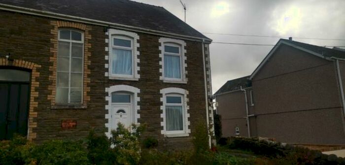 2 Bedroom Property To Rent In Coed Bach Road, Pontarddulais SA4