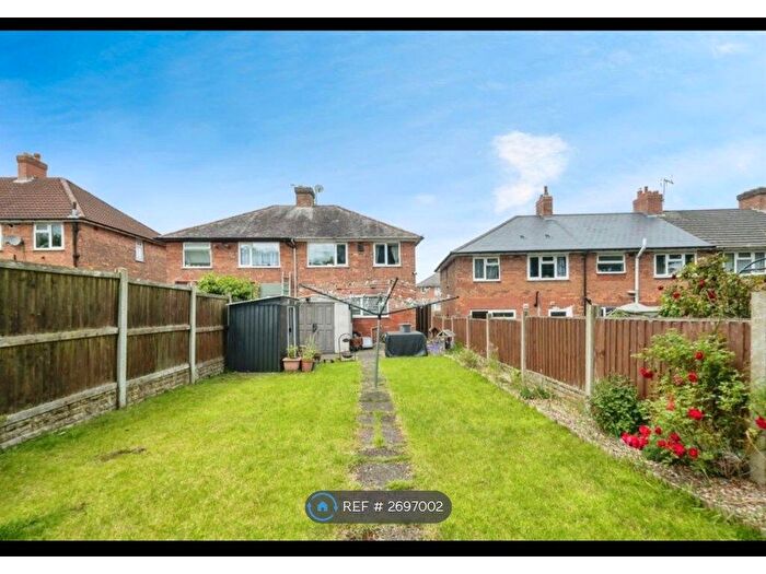 3 Bedroom Semi-detached House To Rent In Sidcup Road, Birmingham, B44
