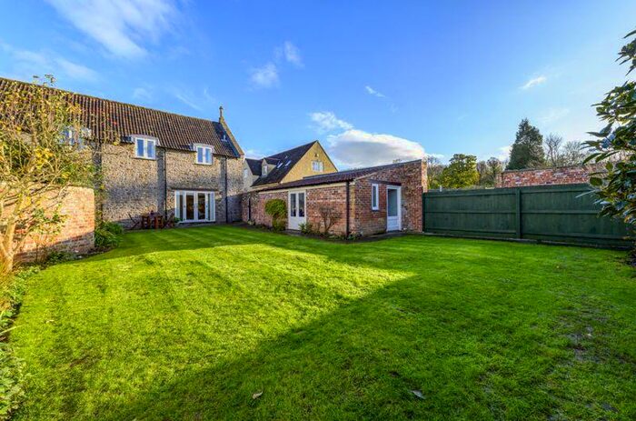 3 Bedroom Cottage For Sale In Mumbleys Lane, Kington, BS35