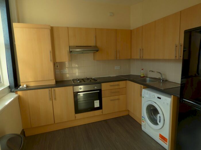 2 Bedroom Flat To Rent In Shields Road, Byker, Newcastle Upon Tyne, NE6