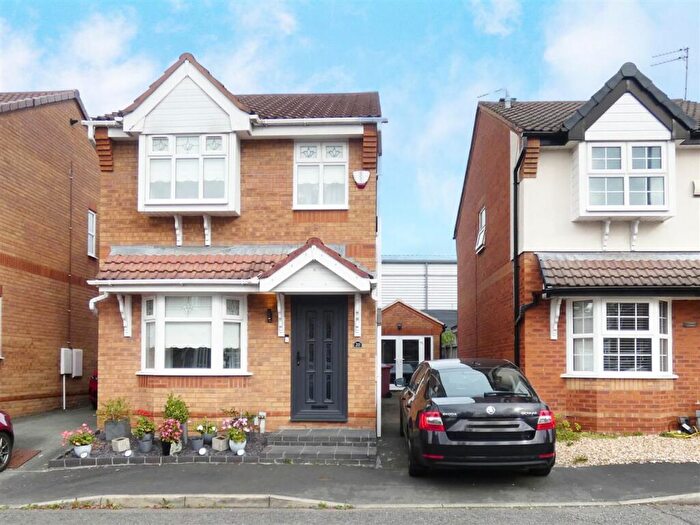 3 Bedroom Detached House For Sale In Newsham Road, Huyton, Liverpool, L36
