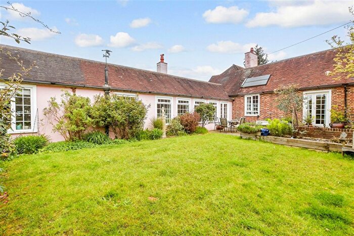 5 Bedroom Detached House For Sale In Hempstead Lane, Uckfield, East Sussex, TN22