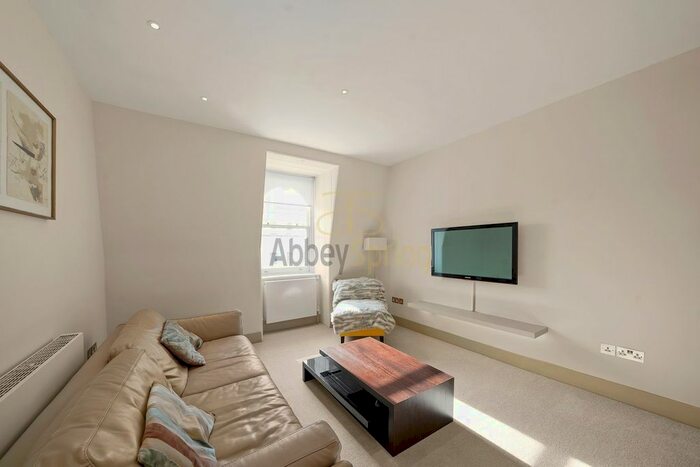 2 Bedroom Flat To Rent In Queen's Gate Terrace, London, SW7