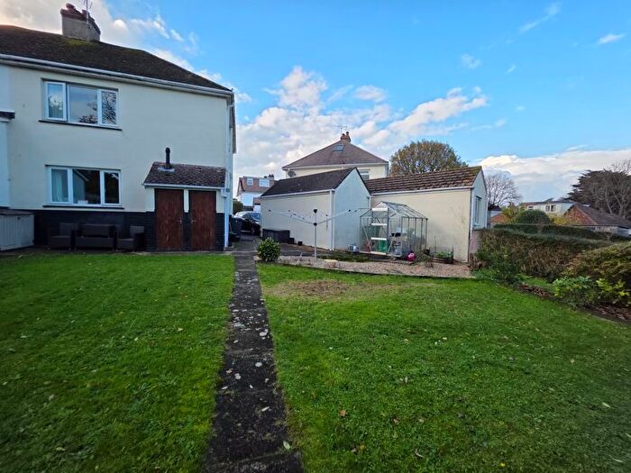 3 Bedroom Semi-Detached House For Sale In Littlefield Close, Torquay, TQ2