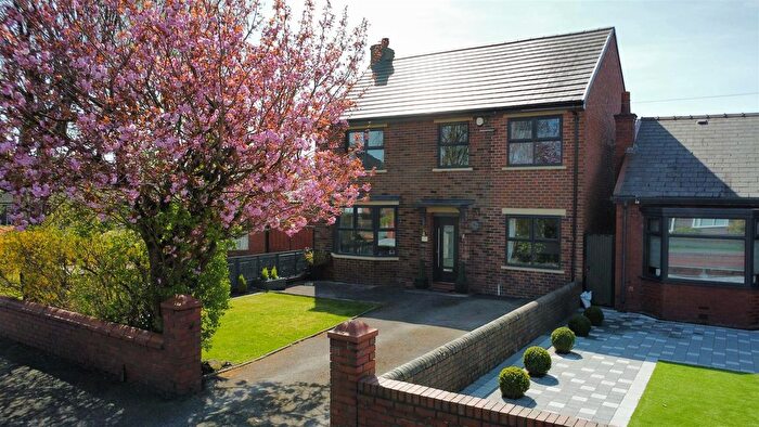 4 Bedroom Detached House For Sale In Newton Road, Billinge, WN5