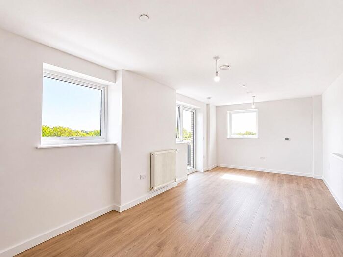 2 Bedroom Flat To Rent In Steel Court, Ensemble Road, Park Quarters, EN4