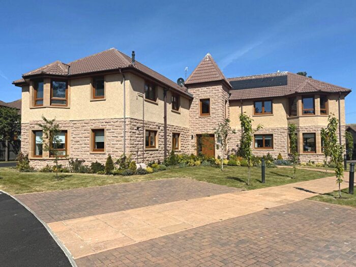 2 Bedroom Flat For Sale In Provost Drive, Lossiemouth, IV31