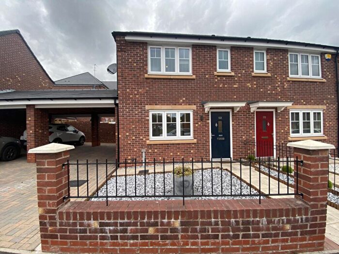 3 Bedroom House To Rent In Middlepark Road, Dudley, DY1