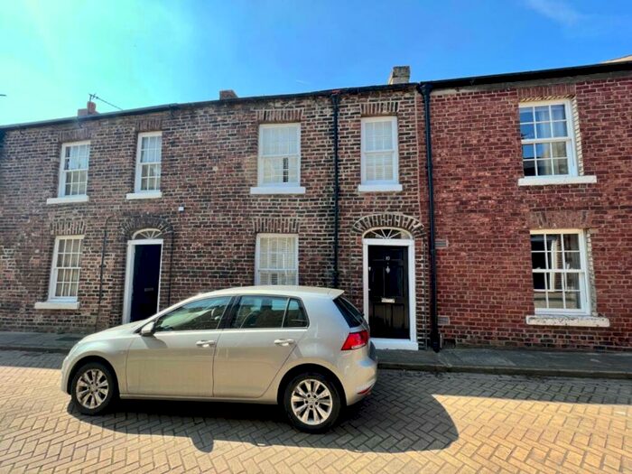 3 Bedroom Terraced House To Rent In Magdalene Street, Gilesgate, DH1