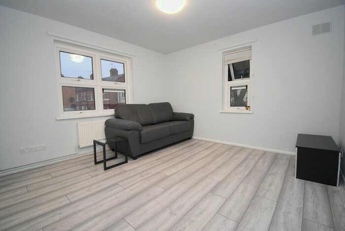 1 Bedroom Studio To Rent In Newmarket Street, Knighton, LE2