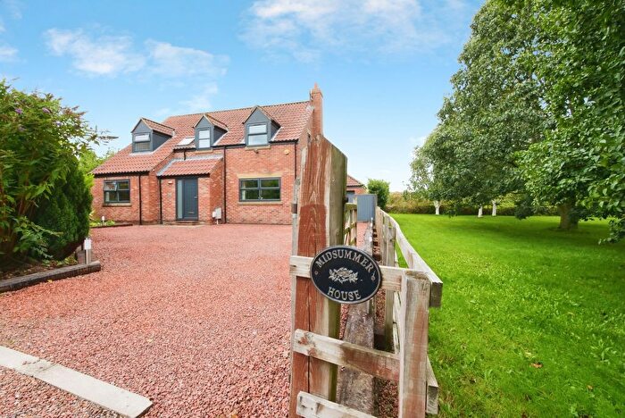 4 Bedroom Detached House For Sale In Crooked Lane, Kirk Hammerton, York, North Yorkshire, YO26