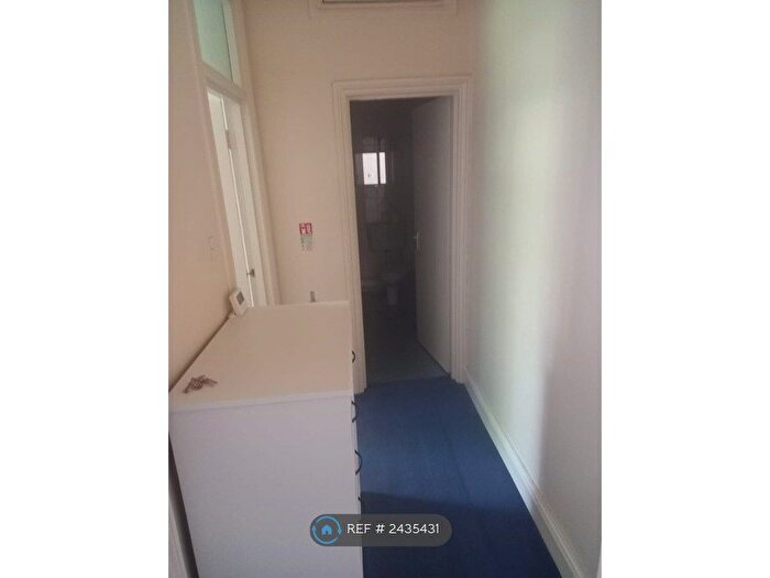 1 Bedroom Flat To Rent In Birchington Road., Kilburn, NW6