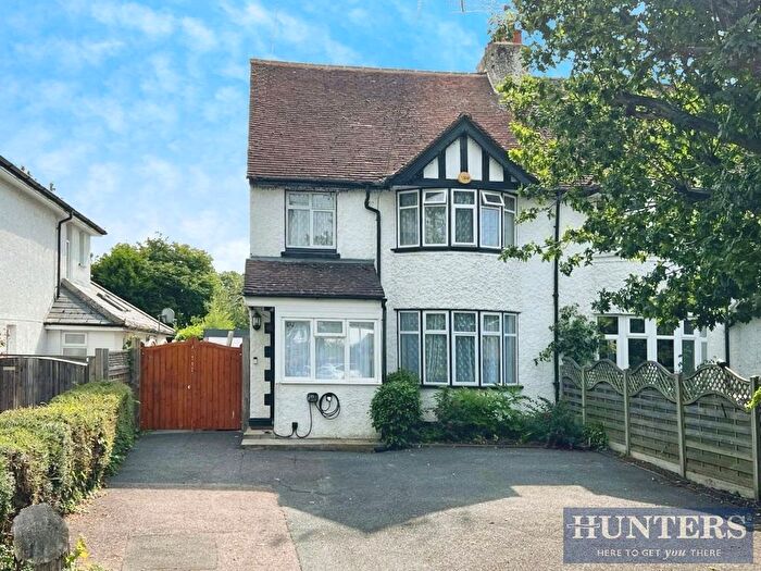 3 Bedroom Semi-Detached House For Sale In Boughton Lane, Maidstone, ME15