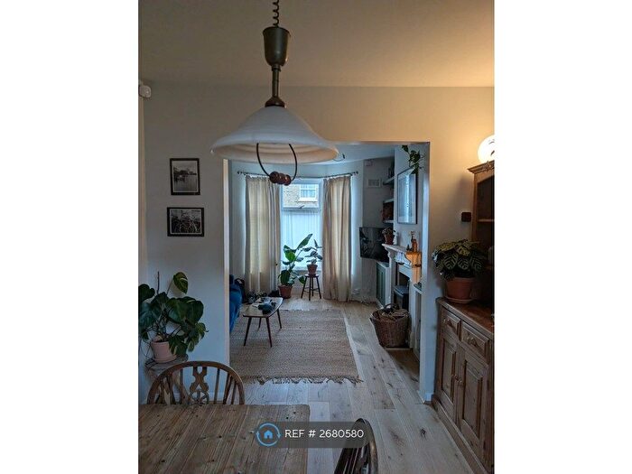 2 Bedroom End Terrace House To Rent In Kirk Lane, London, SE18