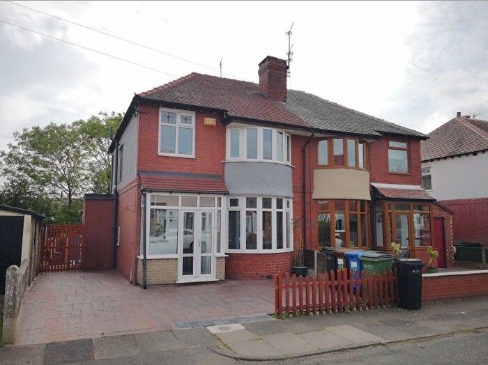 3 Bedroom Property To Rent In Lisburne Avenue, Stockport, SK2