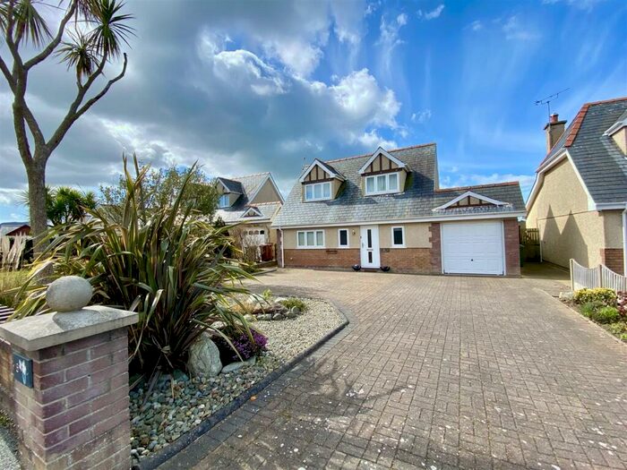 4 Bedroom Detached House For Sale In Wern Y Wylan, Morfa Nefyn, LL53