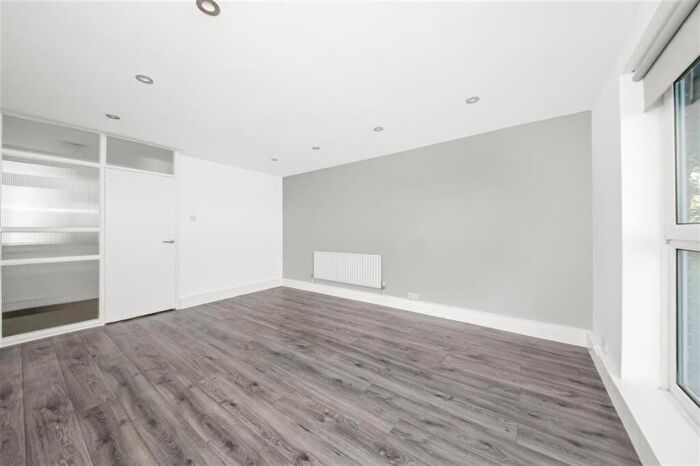 2 Bedroom Flat To Rent In St. Germans Place, Blackheath, SE3