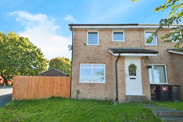 1 Bedroom End Of Terrace House For Sale In Markenfield Road, Harrogate, HG3