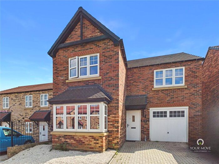 3 Bedroom Semi-Detached House For Sale In Meadowsweet Lane, Sunderland, Tyne And Wear, SR3