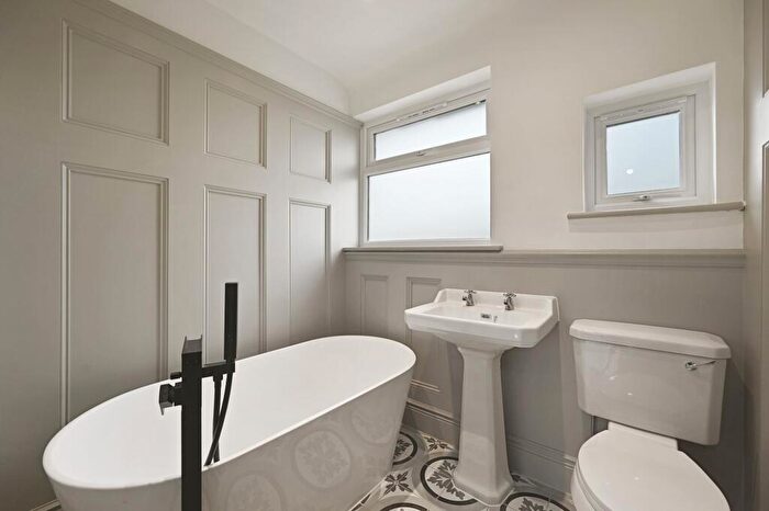 4 Bedroom Terraced House For Sale In Esher Avenue, Cheam, SM3