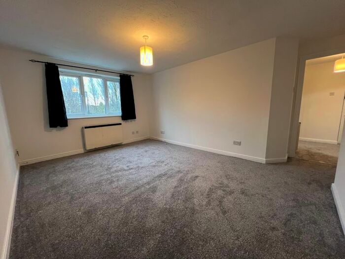 1 Bedroom Flat To Rent In Inverness Court, Cumberland Place, Hither Green London, SE6