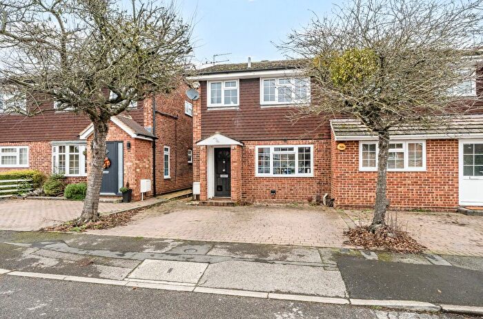 3 Bedroom Semi-Detached House For Sale In Furrow Way, Maidenhead, Berkshire, SL6