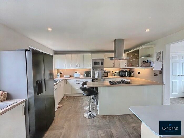 4 Bedroom Detached House For Sale In Cliff Hollins Lane, East Bierley, Bradford, BD4