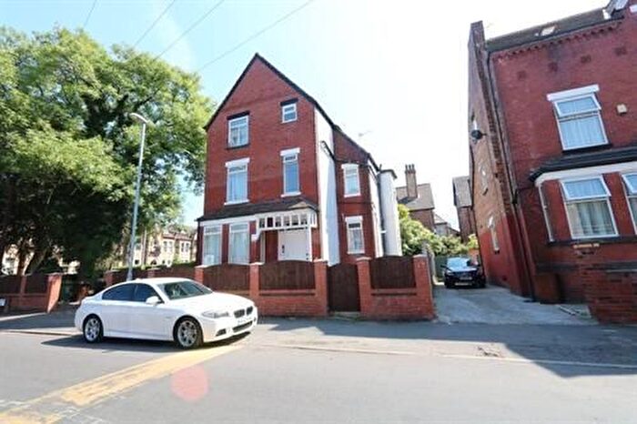1 Bedroom Flat To Rent In Clarendon Road, Whalley Range, Manchester, M16