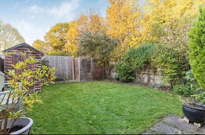 2 Bedroom Apartment To Rent In Maberley Road, Beckenham, BR3