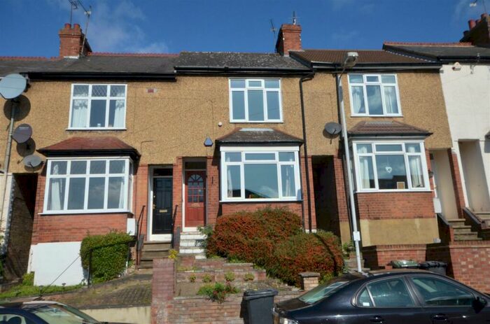 3 Bedroom Terraced House To Rent In Kingston Road, Luton, LU2