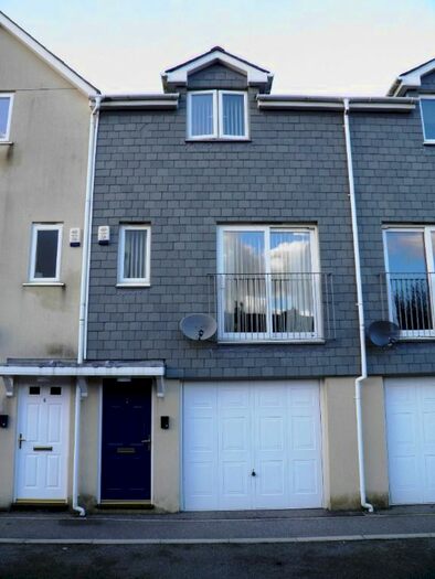 3 Bedroom Terraced House To Rent In West Charles Street, Camborne, TR14