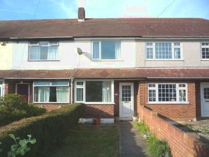 2 Bedroom Terraced House To Rent In West Drive, Chatham, ME5