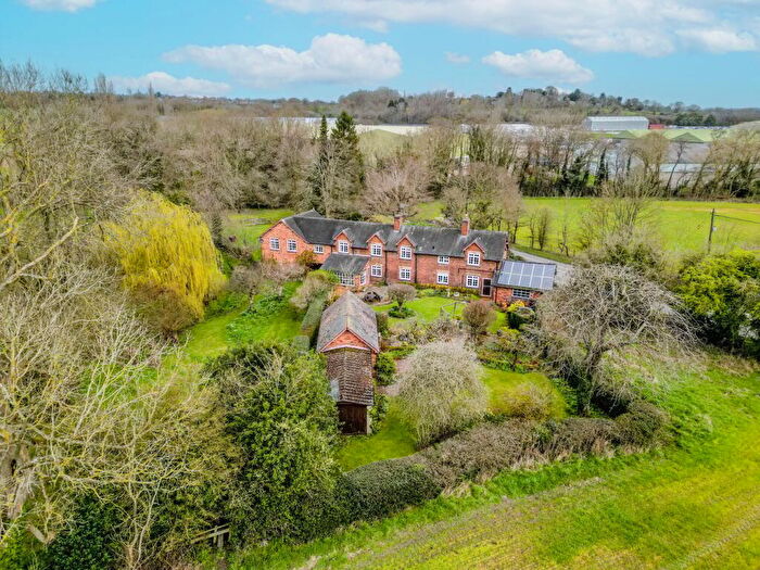 6 Bedroom Farm House For Sale In Cat & Fiddle Lane, West Hallam, Ilkeston, DE7
