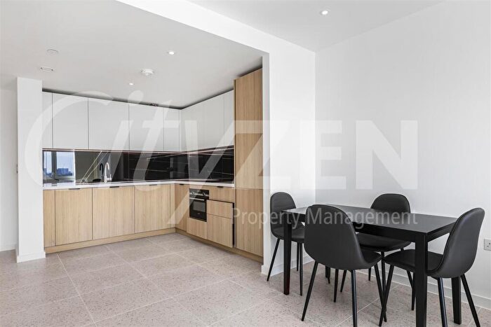 1 Bedroom Flat To Rent In Bouchon Point, Cendal Crescent, London, E1